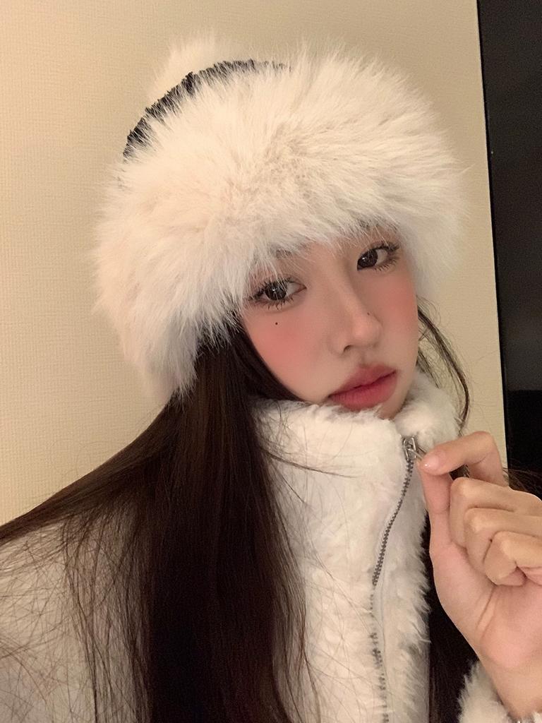 Big Head Circumference Antifreeze Ear Protection Hat Splicing Hairball Mongolian Hat Thickened Warm Knitted Fluffy Hat Women's Winter