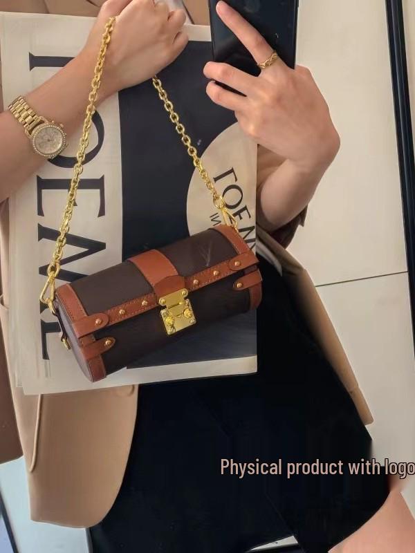 2025 Новый стиль Babylone Натуральная кожа Женская сумка через плечо на цепочке с логотипом