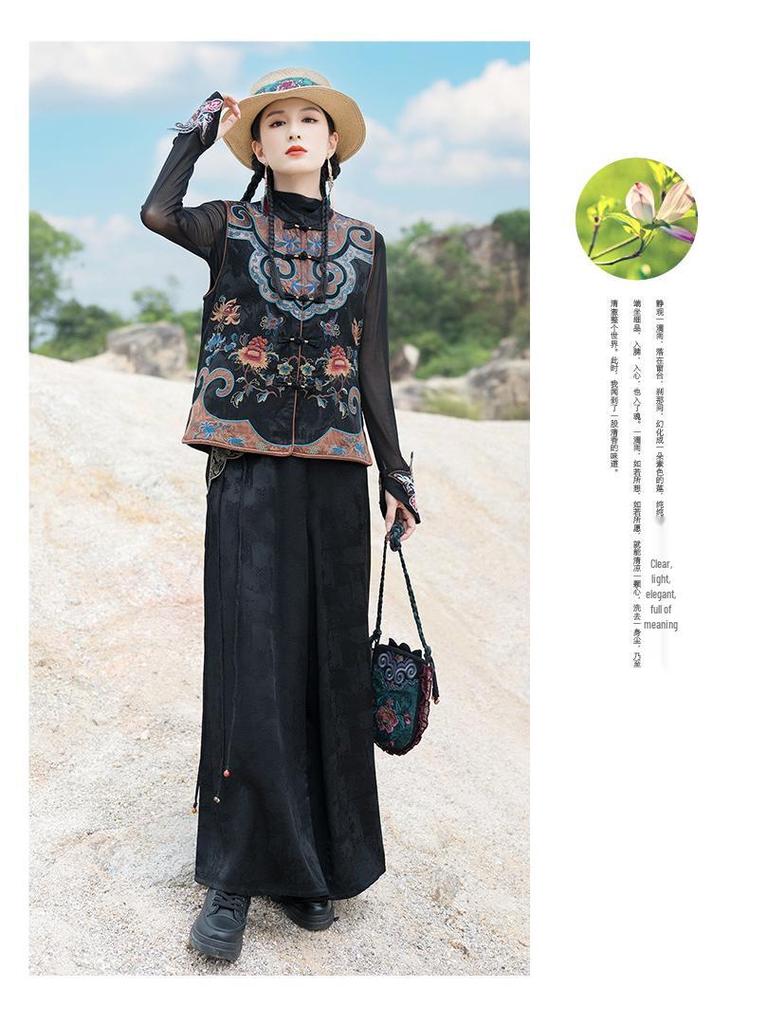 2025 Spring Ethnic Sleeveless Embroidered Cardigan Vest with Frog Buttons and Stand Collar for Women