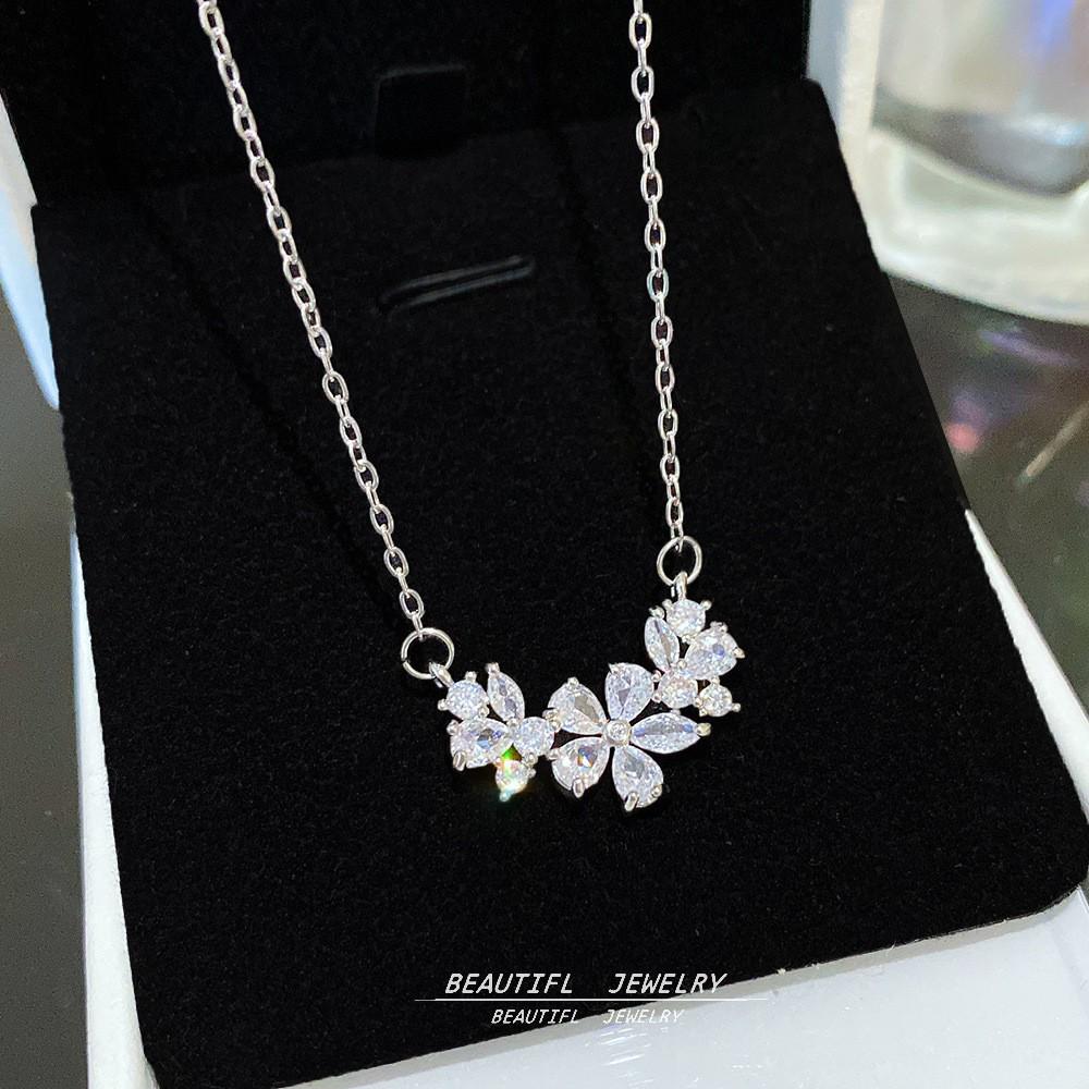 18K Gold Titanium Rhombus Clavicle Chain Necklace - Women’s Trendy Geometric Choker Pendant