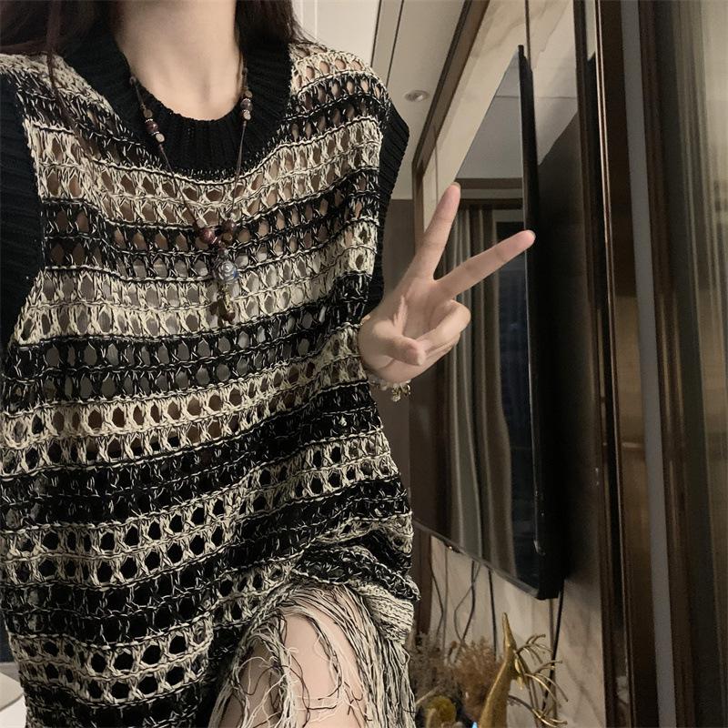 

Retro Color Block Striped Tassel Knit Top for Women One size (85-130 jin) чёрный