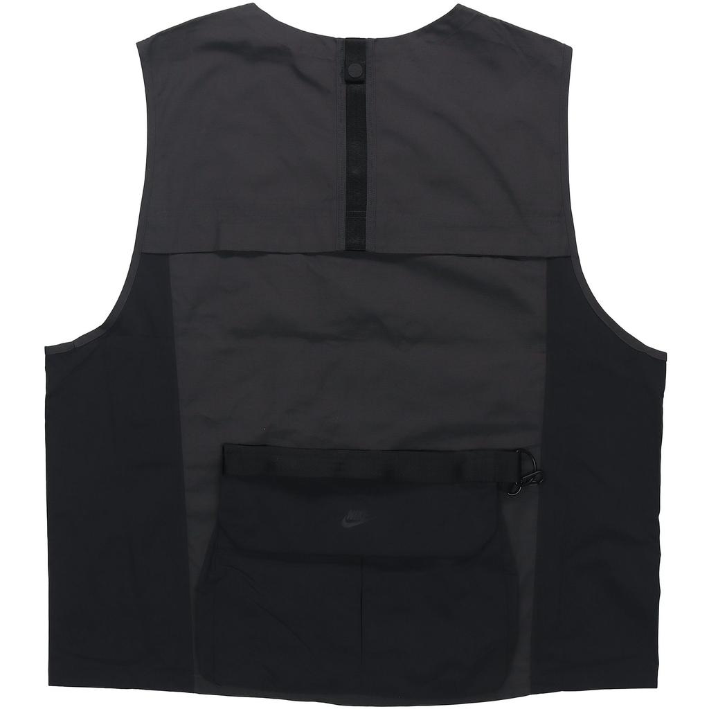 Nike SPORTSWEAR TECH PACK Vests Men's Black Collarless Moderate Other DM5535-060