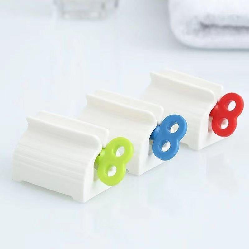 Efficient and Hassle-Free Toothpaste Tube Squeezer for a Smooth and Comfortable Brushing Experience