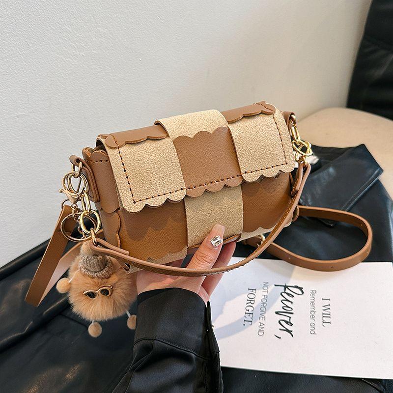 

Авокадово-зеленое печенье Ручной работы Материал Упаковка Подруги Сделай сам Retro brown material bag without pendant