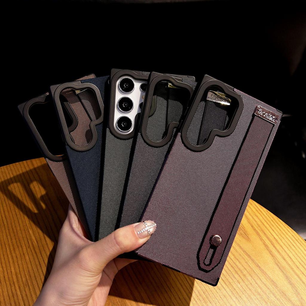 Samsung S26 Ultra/S25 Fabric Phone Case with Magnetic Strap Holder