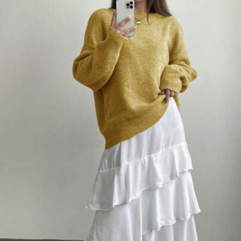Autumn and winter new simple pullover knitted sweater crew neck sweater women's loose versatile lazy style solid color top tide