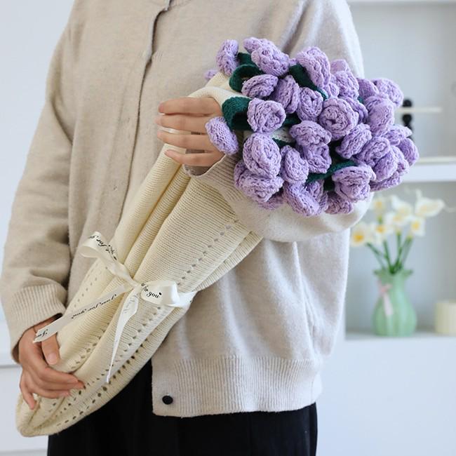 Hand-knitted Rose Bouquet Flower Blanket for Office Naps