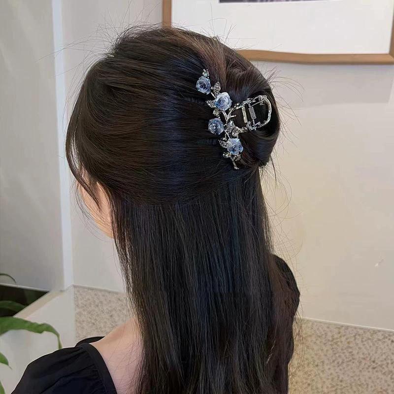 High-End Temperament Aerosol Blue Mountain Camellia Catch Clip Ladies' Hair Shark Clip Elegant Dress Hair Accessories