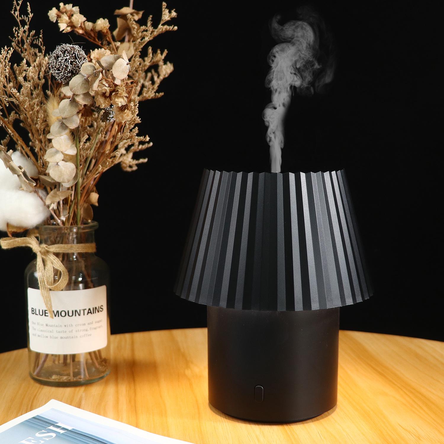 Portable Mushroom Lamp Humidifier & Essential Oil Diffuser - Mini Desktop Aromatherapy Light USB