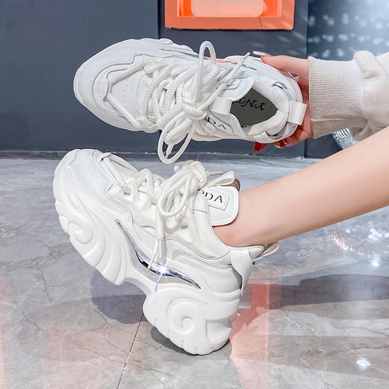 fashion White Chunky Sneakers for Women Fashion Non Slip Platform Sports Shoes Women PU Leather Thick Bottom Vulcanized Shoes Woman 2024
