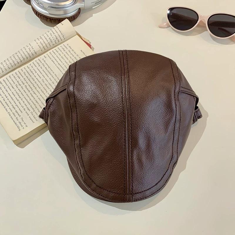 Vintage Hochwertige PU-Leder Forward Cap für Damen, Herbst und Winter Großer Kopfumfang Kappe Britischer Stil Dad Hat