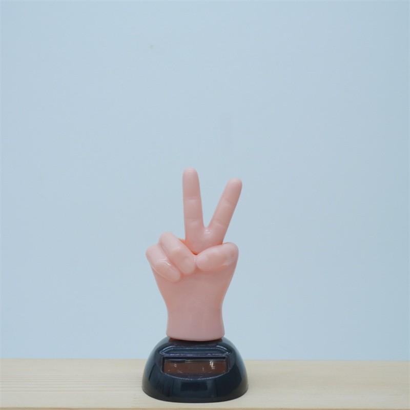 

Интересное украшение на приборную панель автомобиля Бие на солнечной батарее, качающийся Бие, украшение для автомобиля, настольное украшение.