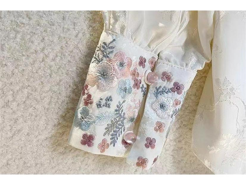 Women's 2024 National Style Jacquard Top: Spring/Autumn Stand Collar High-End Shirt