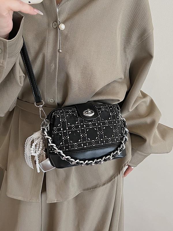 

2025 Женская роскошная сумка на цепочке через плечо, украшенная кристаллами: Универсальная сумка кроссбоди Without Pendant чёрный