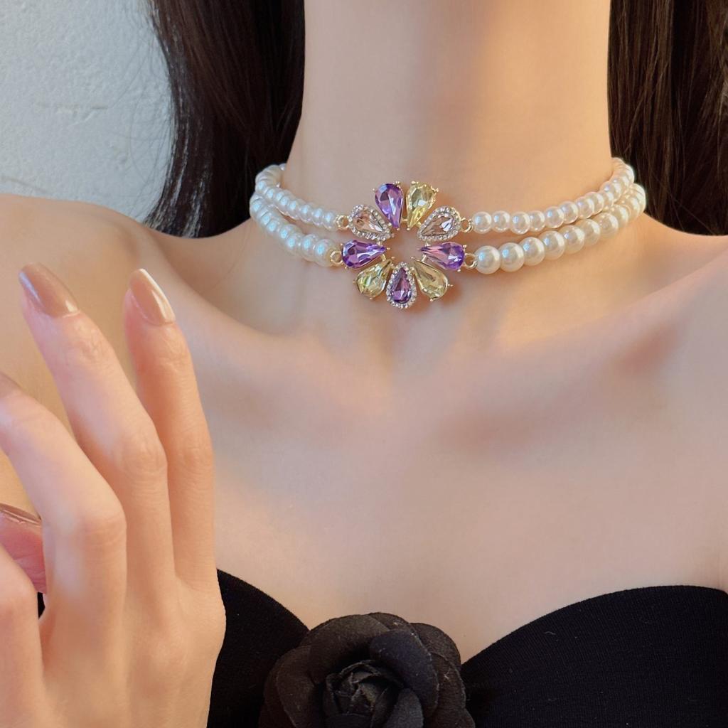 Koreanische Retro-Perlen-Diamant-Fransen-Halskette Internet-Berühmtheit Temperament Designgefühl Blume Schleife Schlüsselbeinkette Halskette weiblich