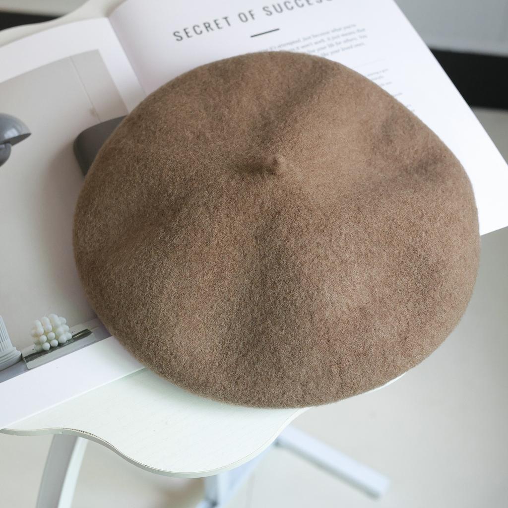 Japanische Hochwertige Verdickte Australische Wollmütze für Herbst und Winter, Sanft und Vielseitig, Soft Girl Einkaufs-Künstler Hut