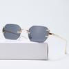 Innfatningsløse solbriller Rektangel Mote Populære kvinner Menn Skygger Små firkantede solbriller For Kvinner Mann Sommer Reiser Oculos