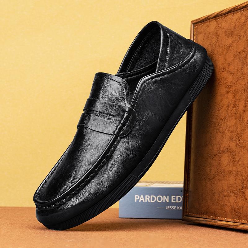 Fashion Men's Spring New Yello-brown Loafers Slip-on Casual Shoes Luxury Brand Men Light Business Shoes Men Soft Bottom Simple Shoes