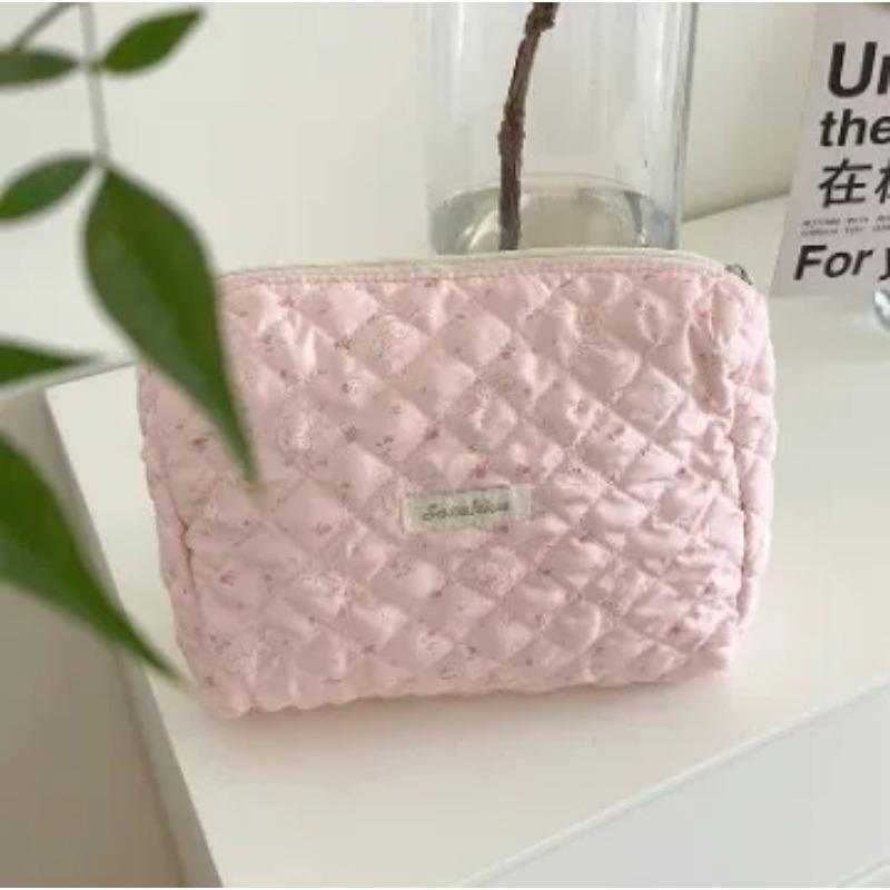 Quilted Cott Ladies Travel Storage Bag Retro Cherry Women's Cosmetic Bags Cute Design Girls Pencil Case Makeup Bag Handbags