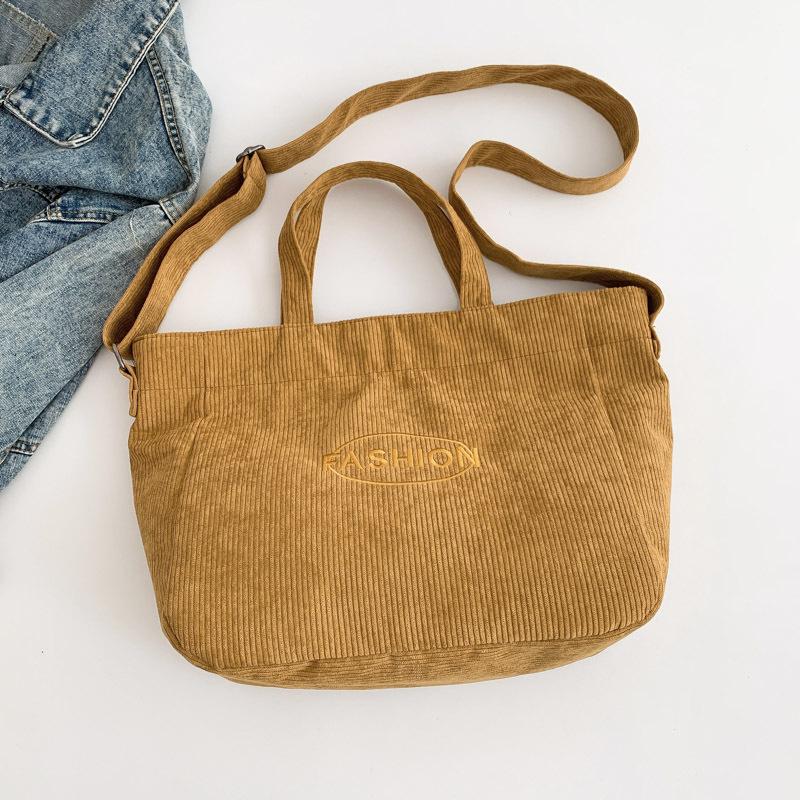 

Сумка большой вместимости женская сумка 2025 весна и лето новая корейская версия вельветовая тканевая сумка сумка повседневная простая на плечо сумка-мессенджер коричневый