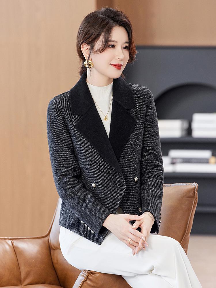 Women's Light Luxury Wool Blend Short Coat - Stylish Petite Autumn/Winter 2025 Overcoat