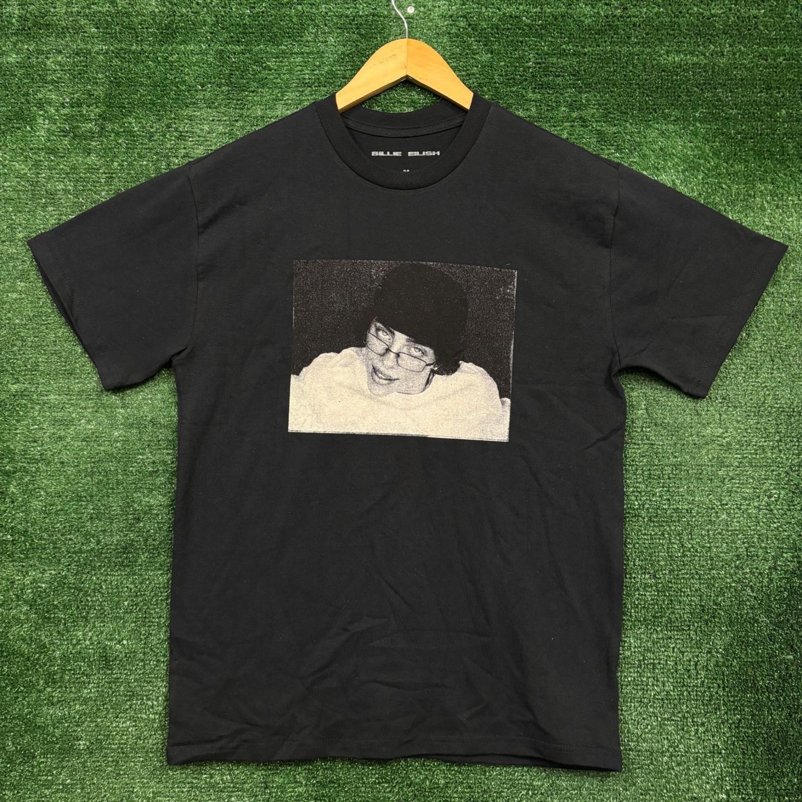 Billie Eilish Birds of a Feather Album Cover T-Shirt Size Medium S