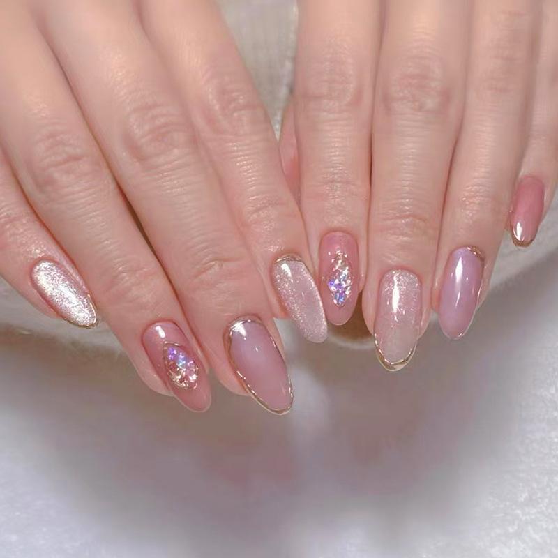 Fake Nails Cat's Eye Wearing Nail Lilac Removable Tablets Simple Gold Nail Patches 24 Tablets