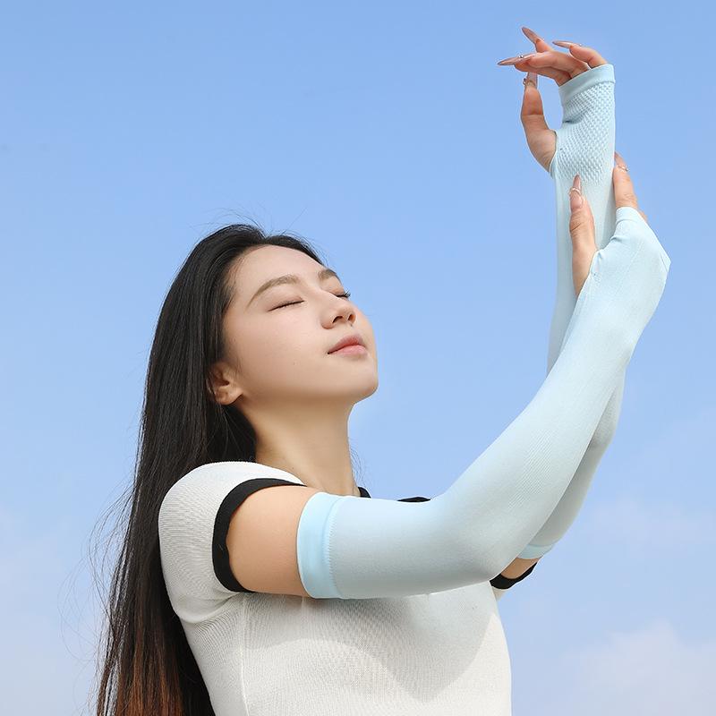 Women s Fashionable Ice Silk UV Protection Arm Sleeves for Cycling & Driving One Size