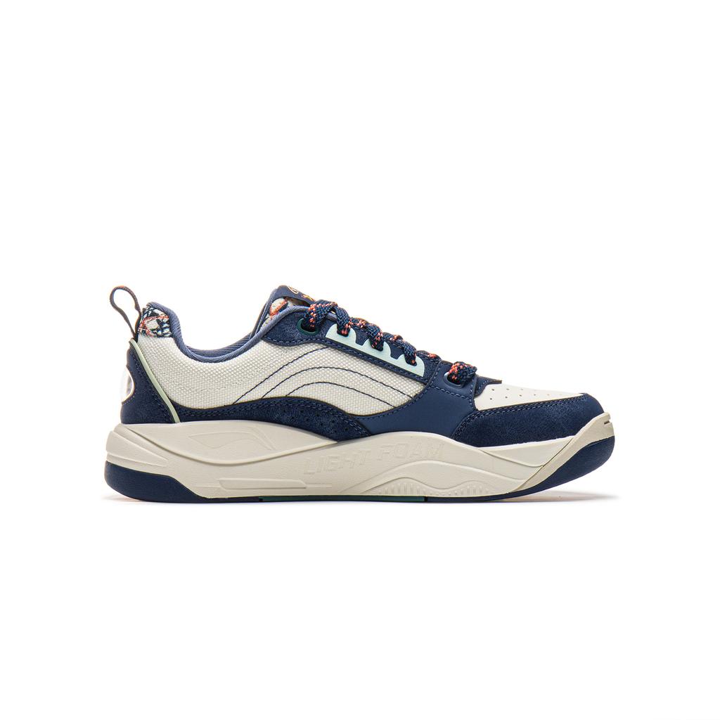 Li Ning Kids Comfortable Soft Minimalist Trendy Non-Slip Wear-Resistant Rebound Kids Skate Shoes Kids Sneakers Off-White Deep-Navy YKCV018-1