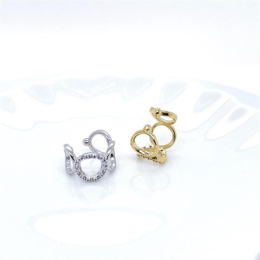 Double-row Layered Cubic Ear Cuff Bracelet (7831548)