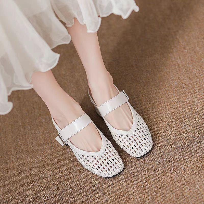 Summer new versatile women's sleeve inner height increase hollow woven flat bottom shallow mouth bag head