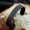 Schwarzes Edelstahl-Wikinger-Runen-Armband für Männer und Frauen, Retro-Wikinger-Lebensbaum-Armband, Biker-Modeschmuck, Amulett-Geschenk