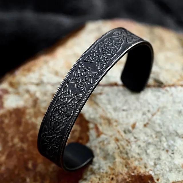Schwarzes Edelstahl-Wikinger-Runen-Armband für Männer und Frauen, Retro-Wikinger-Lebensbaum-Armband, Biker-Modeschmuck, Amulett-Geschenk