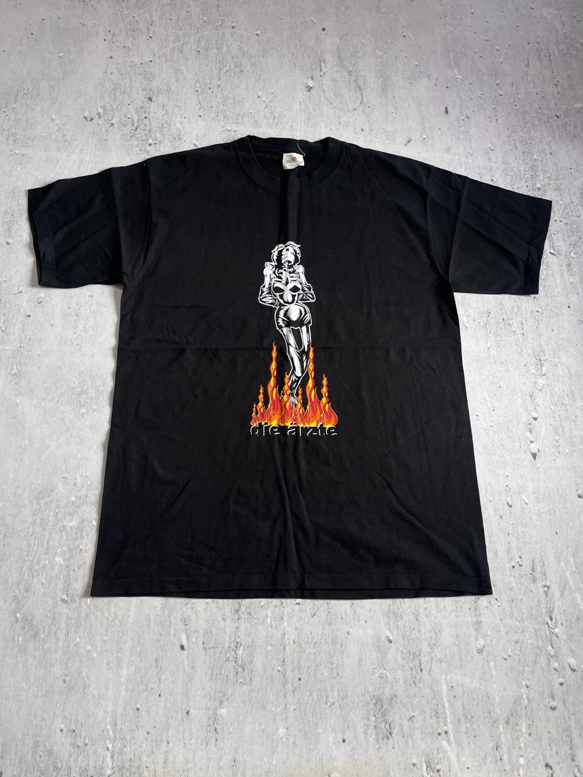 DIE ARZTE GWENDOLINE SKELETT VINTAGE 2000S ROCK BAND BLACK SHIRT SIZE L Unisex T-Shirt XXXXL