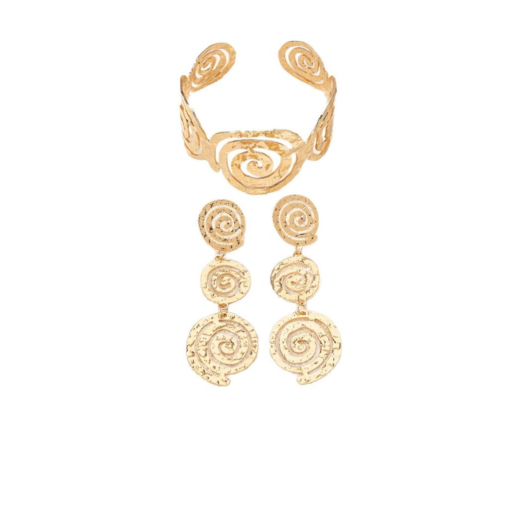 Trendy Spiral Earrings and Bracelet Set for Ladies' Street Party Wear
