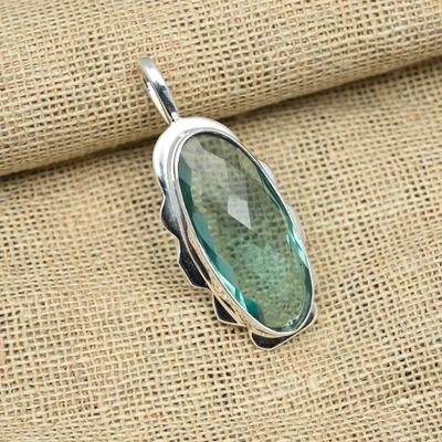Aqua Apatite Gemstone Bijoux Pendentif fait à la main Magnifique Apatite Bijoux Pendentif Cadeau pour elle