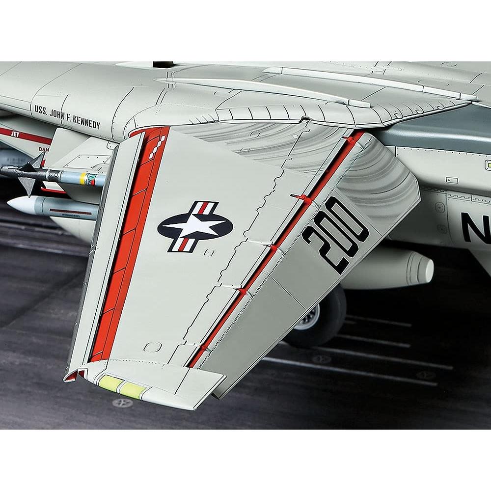 Tamiya 148 Masterpiece Series Nr. 122 Grumman F-14A Tomcat (Spättyp) Startset Kunststoffmodell 61122