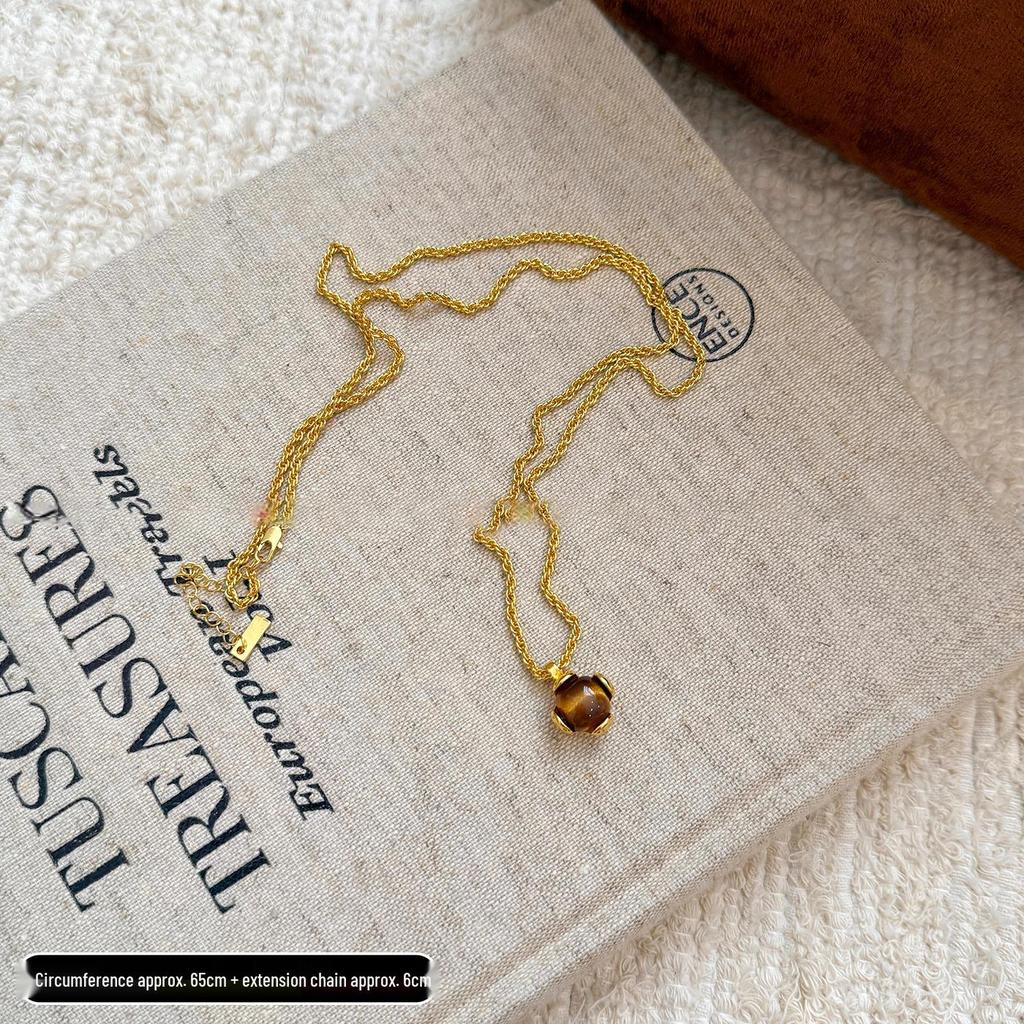 Retro Tiger Eye Stone Necklace - Versatile Maillard Style for Autumn & Winter Sweaters, High-End Luxury Accessory.