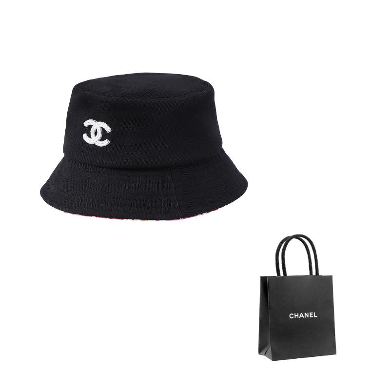 

CHANEL Casual, Simple and Comfortable Logo Cotton Bucket Hat Women s Black чорний