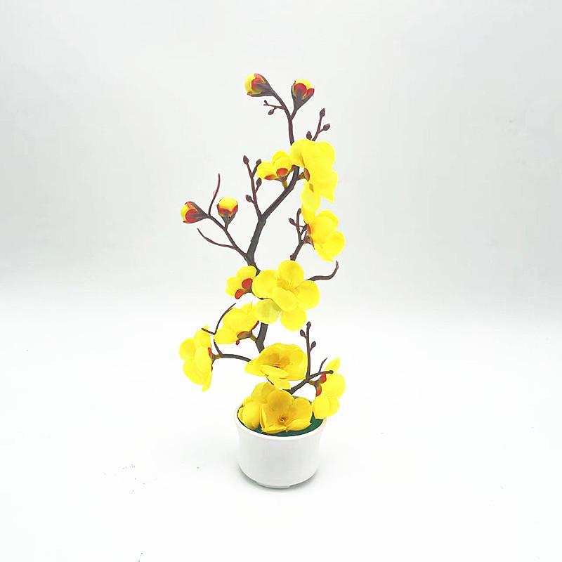 Faux Plum Blossom Miniature Bonsai Pot For Indoor Photography And Home Decoration