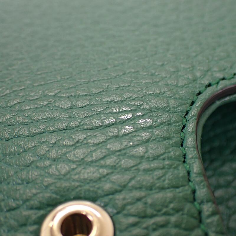 Gucci 607720 Schultertasche grün Kalbsleder Damen