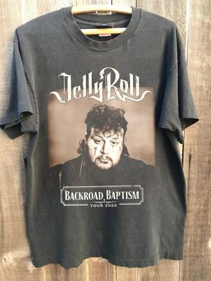 Tops – T-Shirts