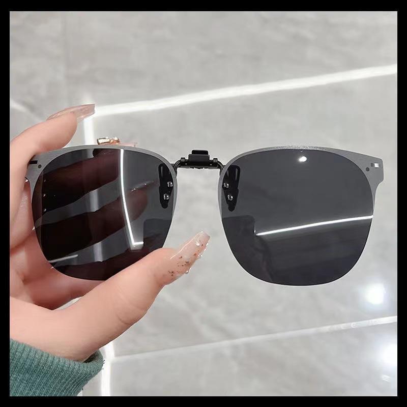 Glasses Women Gradient Color Ultra Light Driving Sunglasses Men'S Polarized Sunglasses Clip Day And Night Glasses