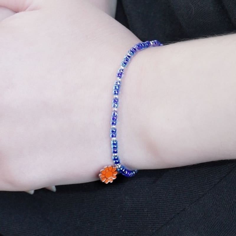 BONBEAU Neon enamel silver motives beads bracelet Neon enamel silver cute motif charm beads mix bracelet