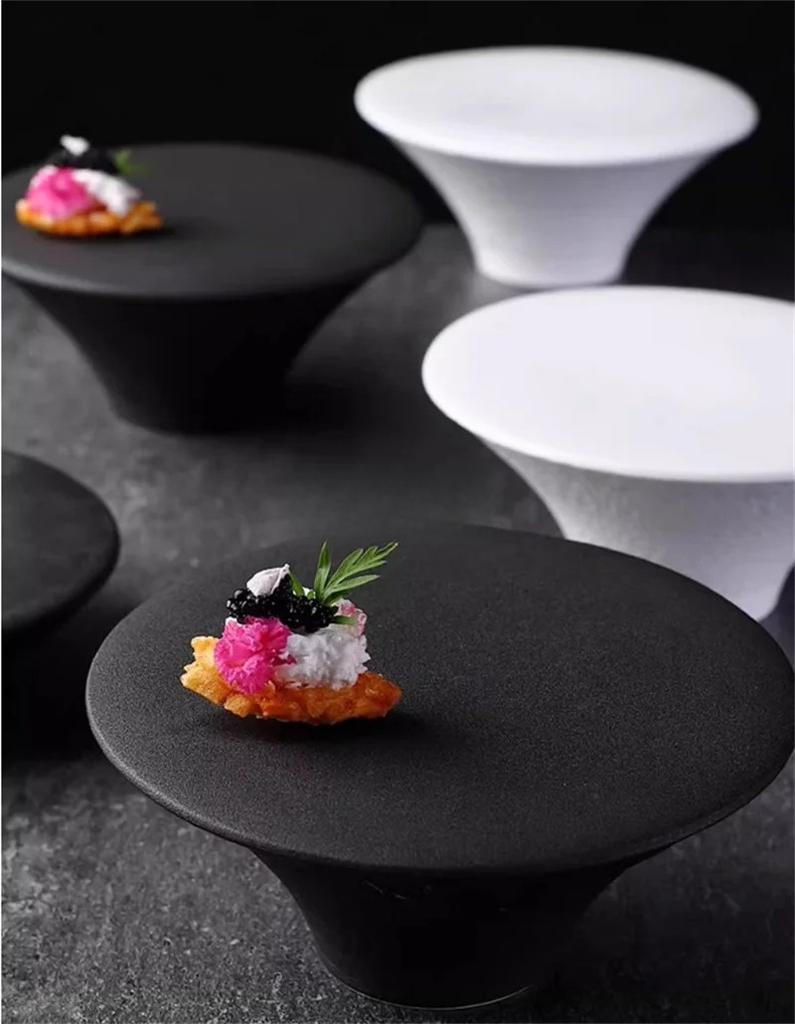 Creative High Foot black white Ceramic Dessert Plate Restaurant Molecular Cuisine Display tray Snack Sushi Dish Tableware