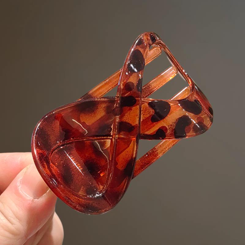 Chic Leopard Print Flat Abalone Claw Clip for Women, 2025 High-End Non-Pressing Duckbill Hair Accessory.