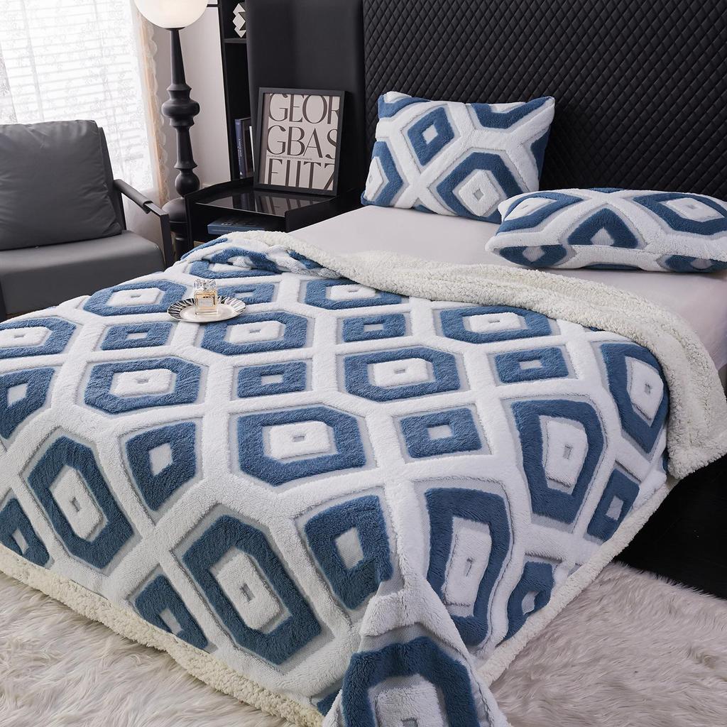 Double Layer Lamb Wool Blankets Thick Soft and Warm Geometric Jacquard Tafu Velvet Quilt Office Nap Sofa Multi-functional Blanket