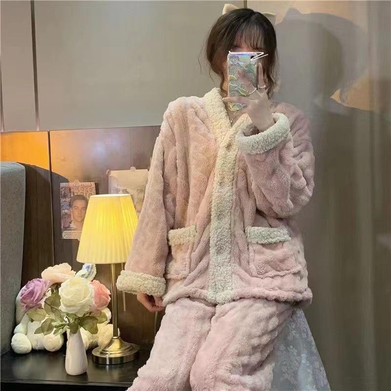 Dámská pyžamová souprava z korálového fleecu - Podzimní/Zimní flanelový kardiganový styl