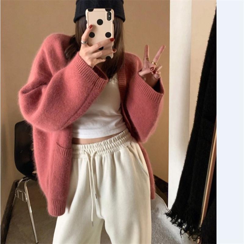 Lazy wind jacket women's 2025 autumn new v-neck solid color knitted cardigan women's loose large size sweater women