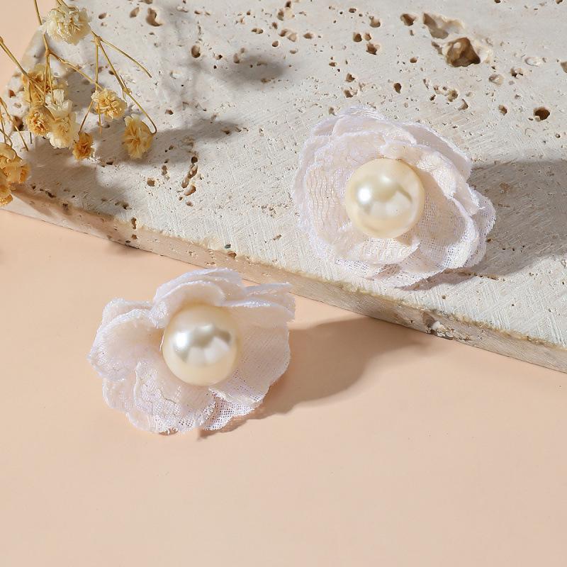 Korean Lace Flower Pearl Stud Earrings - Versatile Fashion Accessory for Women